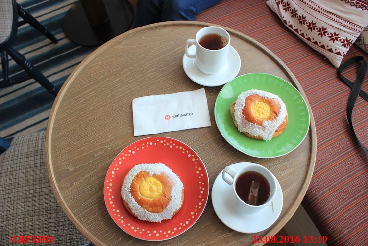 Teatime auf der MS KONG HARALD
