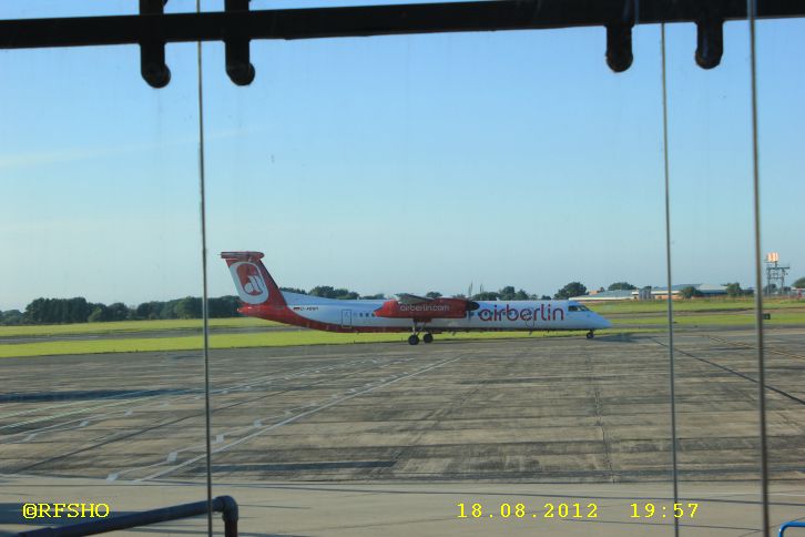 Flug Guernsey − Jersey − Hannover Air Berlin AB2970 DASH8-Q400