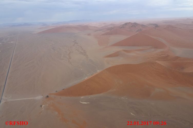 Flug zum Sossusvlei, Düne 45