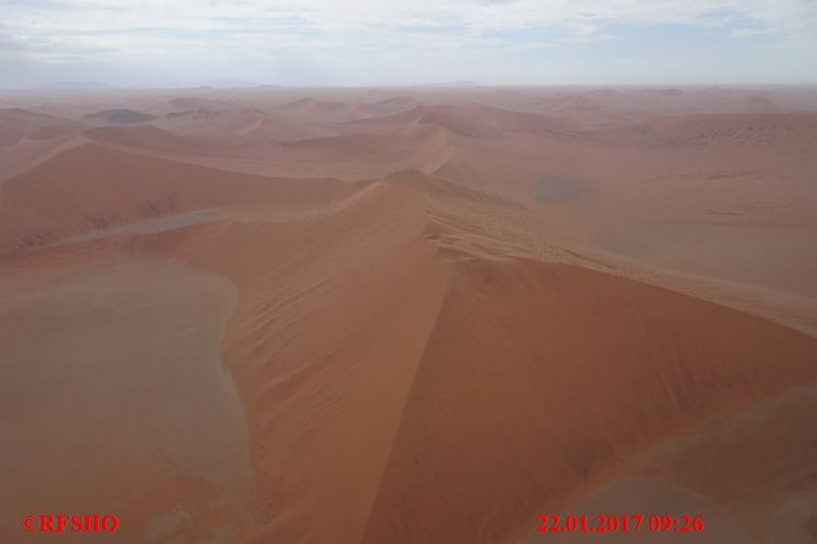 Flug zum Sossusvlei