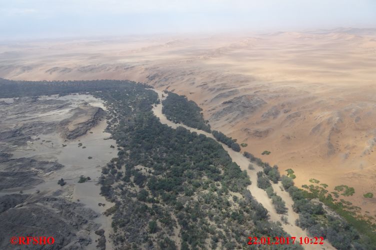 Flug zum Sossusvlei, Kuiseb