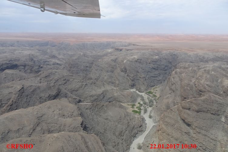 Flug zum Sossusvlei, Kuiseb-Canyon