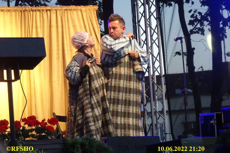 Festliche Gala mit Starauftritten